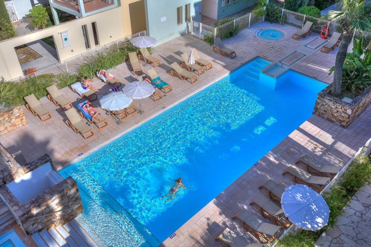 Penthouse Vue Mer Avec Rooftop,Jacuzzi,Et Parking Prive 앙티브 외부 사진